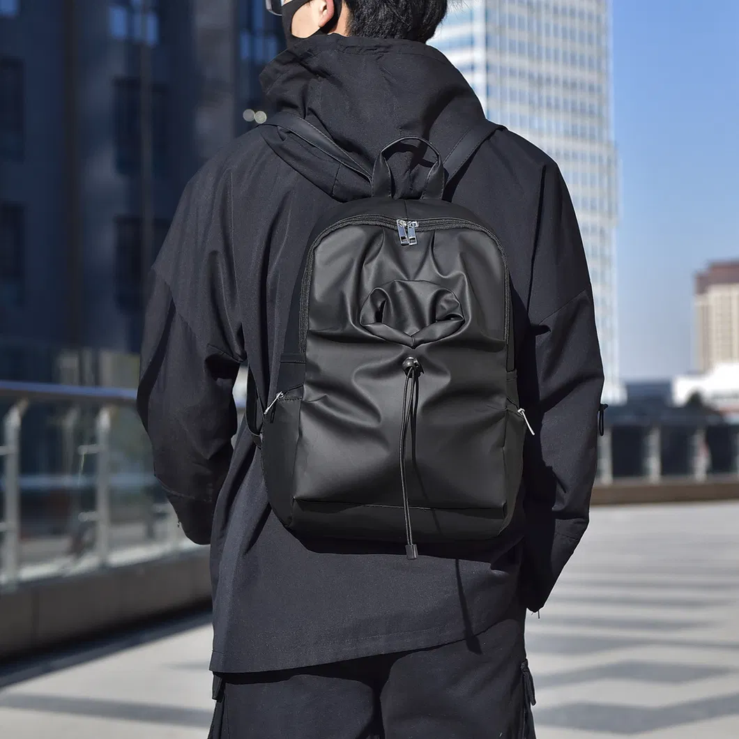 Men&prime;s Leather Film Waterproof Material Leisure Business Backpack