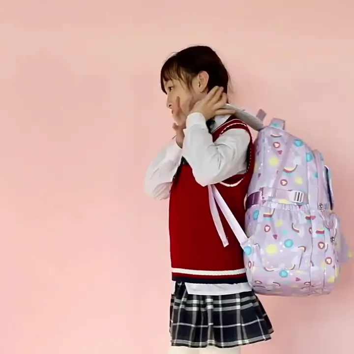 Three Piece Primary School Backpack Set Lightweight Large Capacity Backpack
