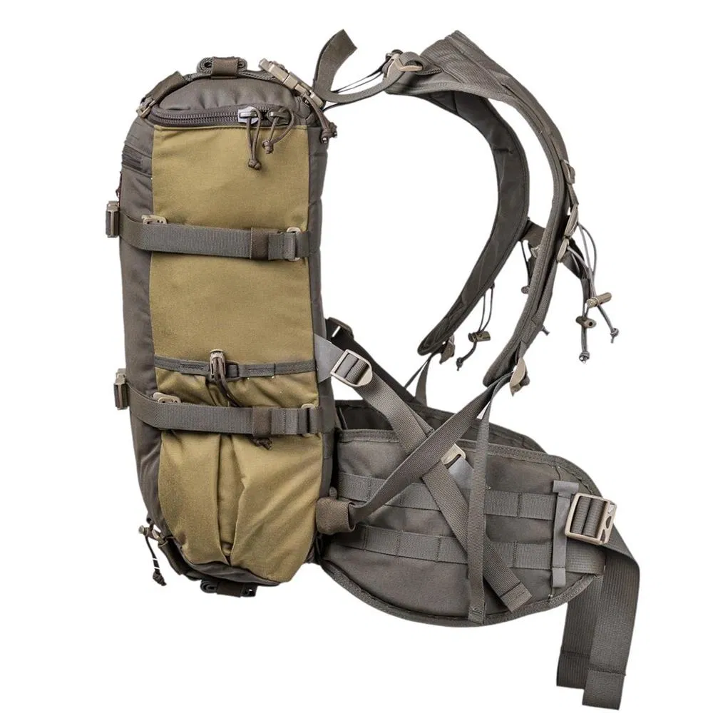 Custom Water Resistant Sports Backbag Hiking Mountain Backpack 900dpolyester Waterproof Travel Backpack