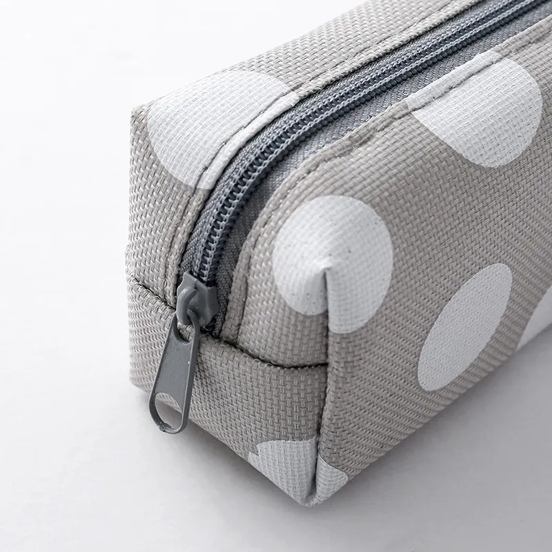 Creative Fashion School Student Stationery Zipper Canvas Grid Pencil Case