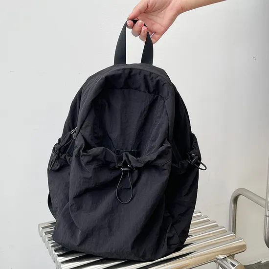 New High-Capacity Lightweight Casual Nylon Student Backpack