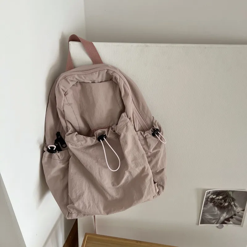 New High-Capacity Lightweight Casual Nylon Student Backpack