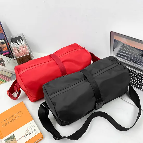 New Large Capacity Toast Straddle Handheld Tote Bag Sports Leisure Waterproof Yoga Travel Fitness Bag