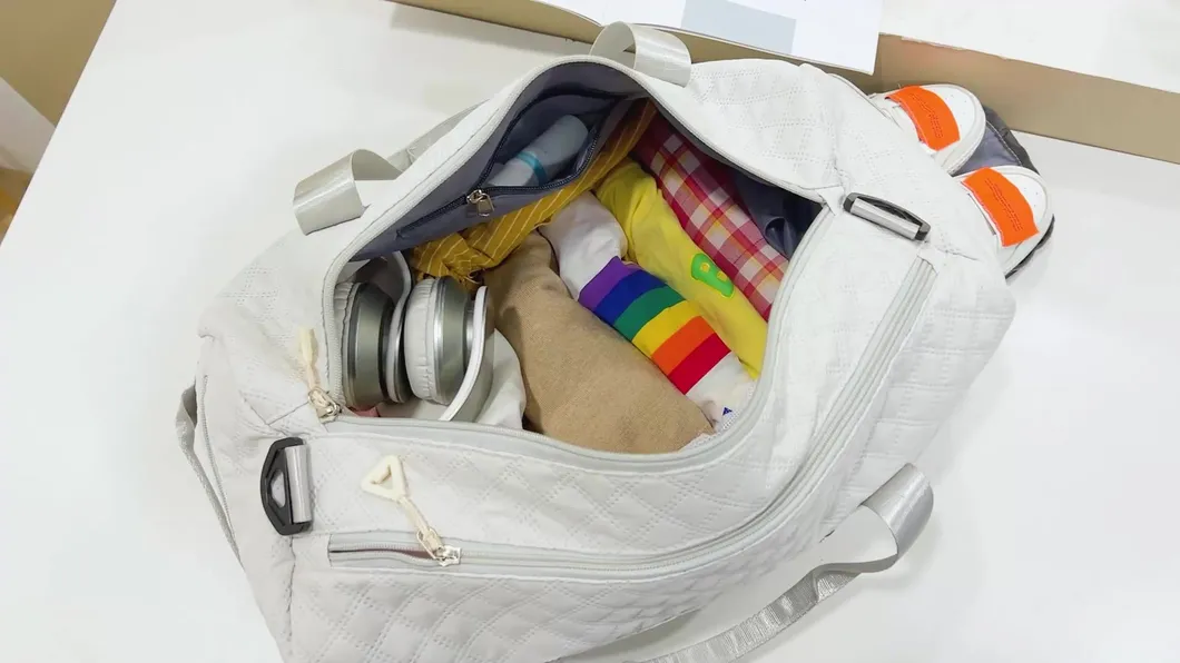 Independent Shoe Compartment Dry and Wet Separation Fitness Training Bag