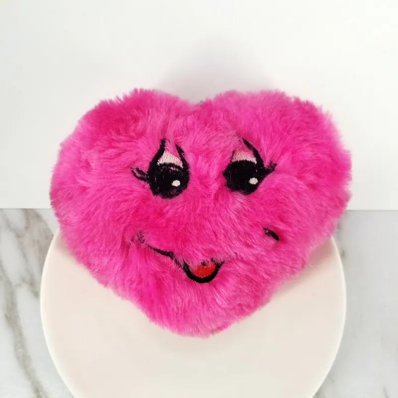 Manufacture Customized Wholesale Keychain Pompom Keychain Heart Shape Keychain Fur POM Poms