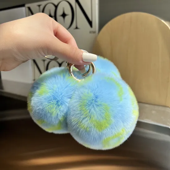 Creative Real Rabbit Fur Ball Pompom Personality Fluffy Keychains 8cm Keychain Bag Pendant