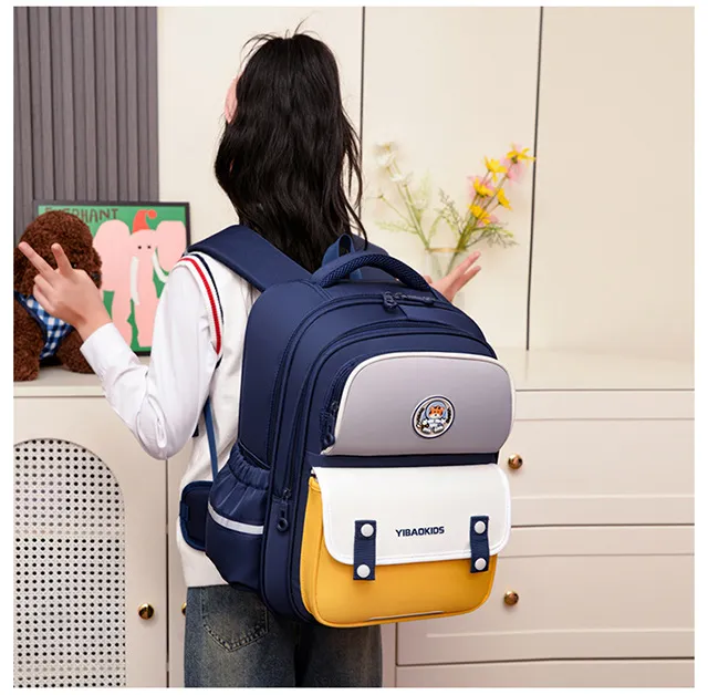 New Student Backpack Primary School Student Load Reduction and Spinal Protection Backpack