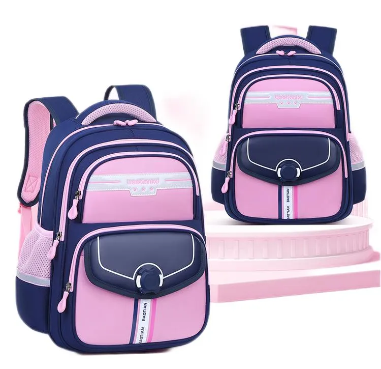 New Lightweight Children&prime;s Backpack for Primary School Students Large Capacity Backpack