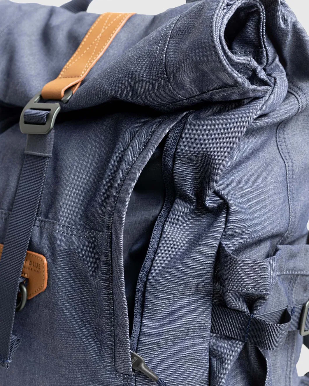 Casual Large Capacity Laptop Backpack Waterproof Travel Roll Top 16 Computer Backpack