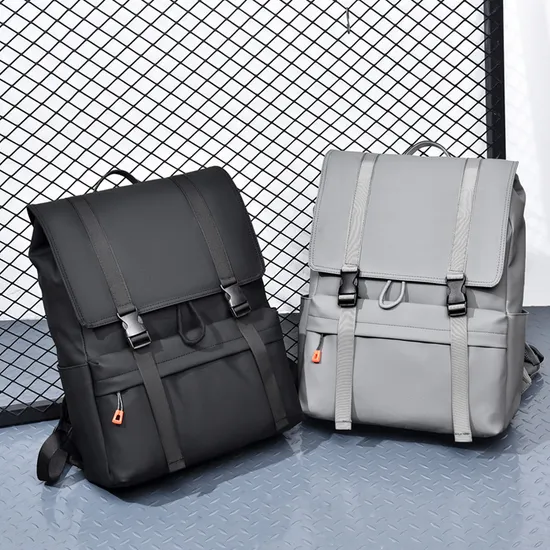 Men′s Fashion Large Capacity Lightweight Travel Backpack