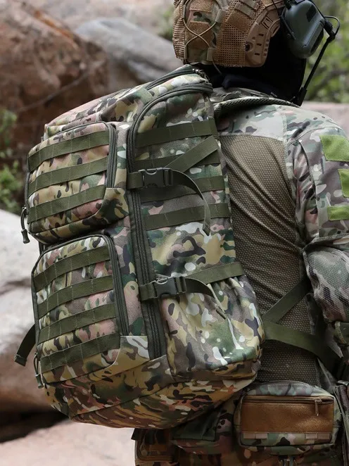 New Camouflage Labor Protection Backpack Tactical Backpack