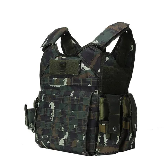 2024 New Outdoor Multi Functional Tactical Horse Clip Combat Vest