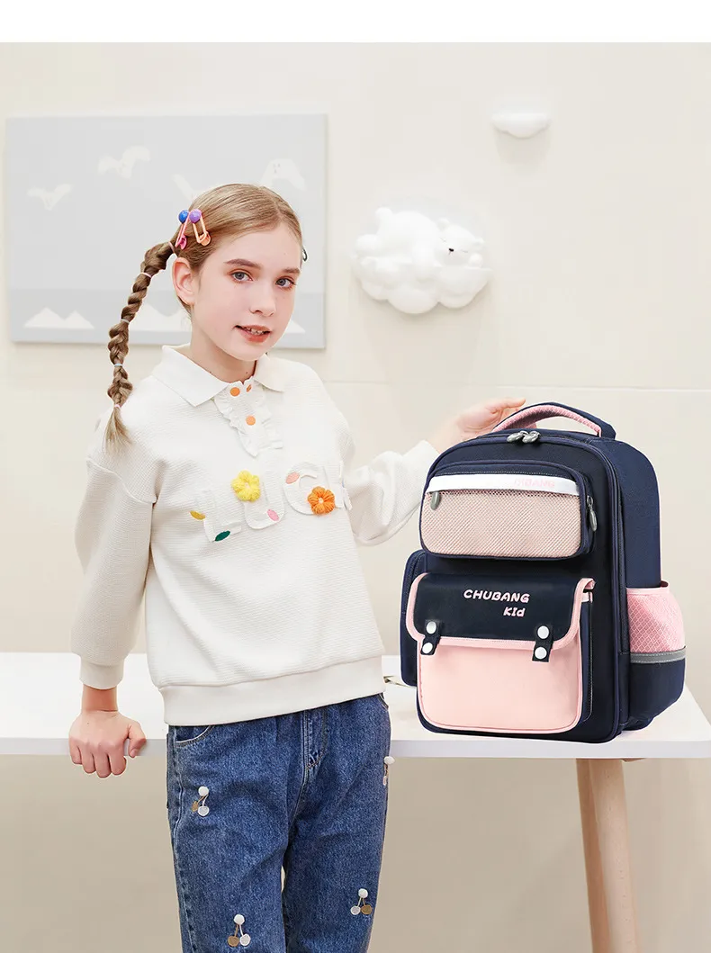 2024 New Lightweight Large Capacity Children&prime;s Backpack for Elementary School Students
