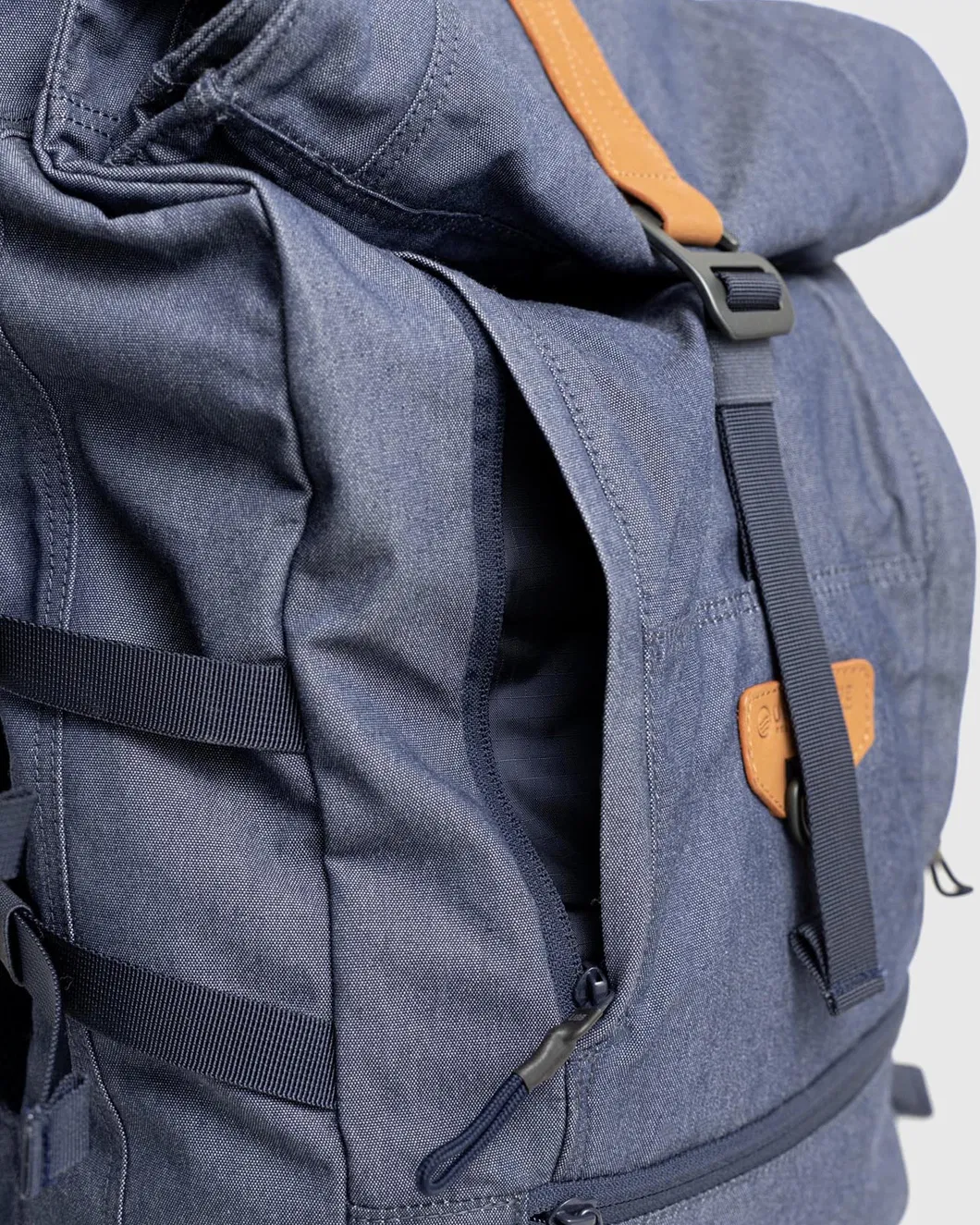 Casual Large Capacity Laptop Backpack Waterproof Travel Roll Top 16 Computer Backpack