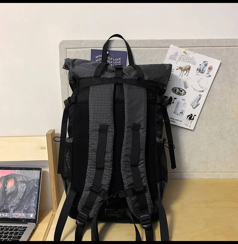 Light Weight Travel Waterproof Casual Backpack for Outdoor Hiking Camping