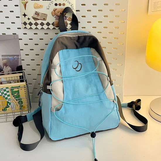 New Design with Contrasting Colors Versatile Outdoor Sports Backpack for College Students