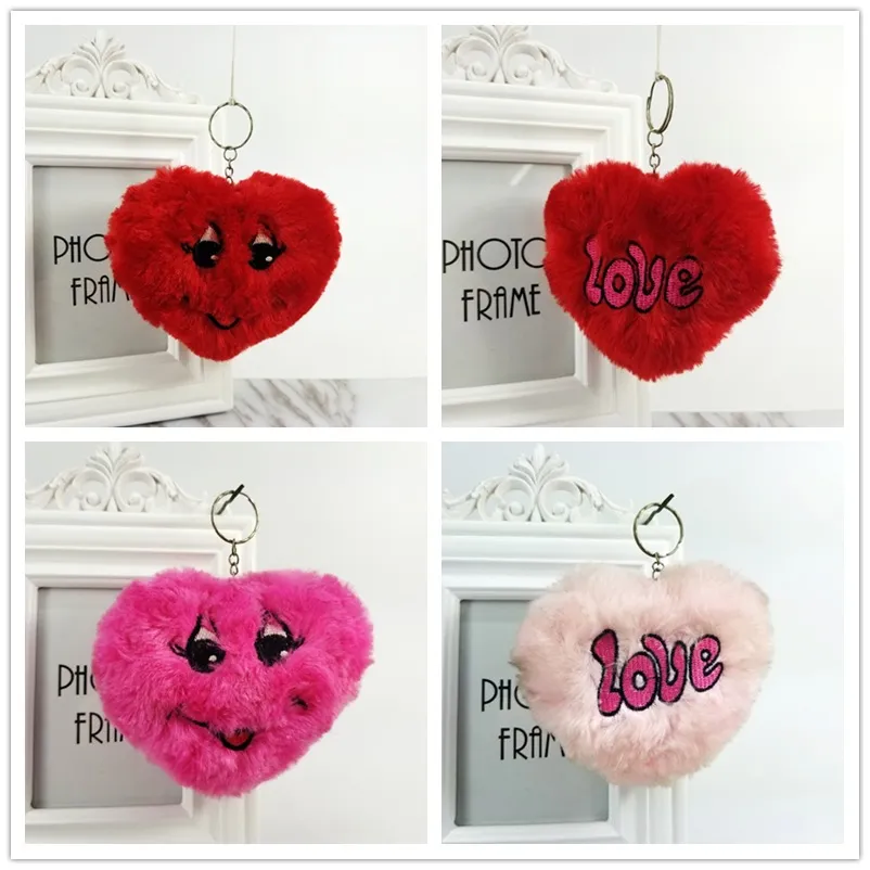 Manufacture Customized Wholesale Keychain Pompom Keychain Heart Shape Keychain Fur POM Poms
