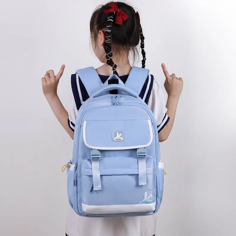 New Fashionable and Leisure Children&prime;s School Backpack for Primary School Students