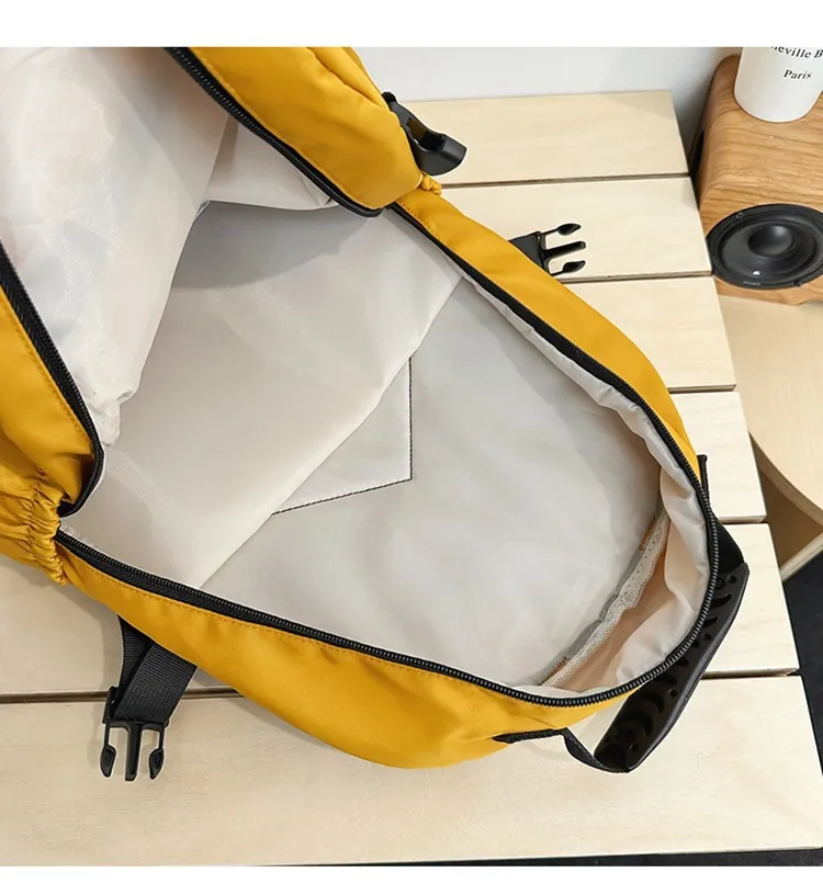 Retro Trendy Large Capacity Backpack Sports Hiking Outdoor Mountaineering Lightweight Travel Backpack