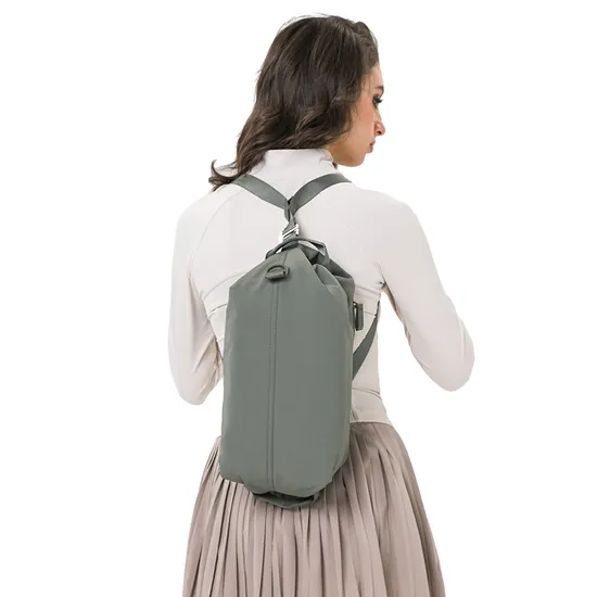 Outdoor Travel Backpack Waterproof Multi Functional Diagonal Straddle Handheld Women′s Sports Bag