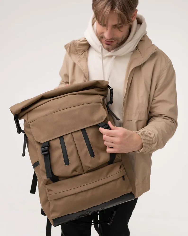 Factory Wholesale Canvas Travel Rucksack for Men and Women Travel Backpack Bag