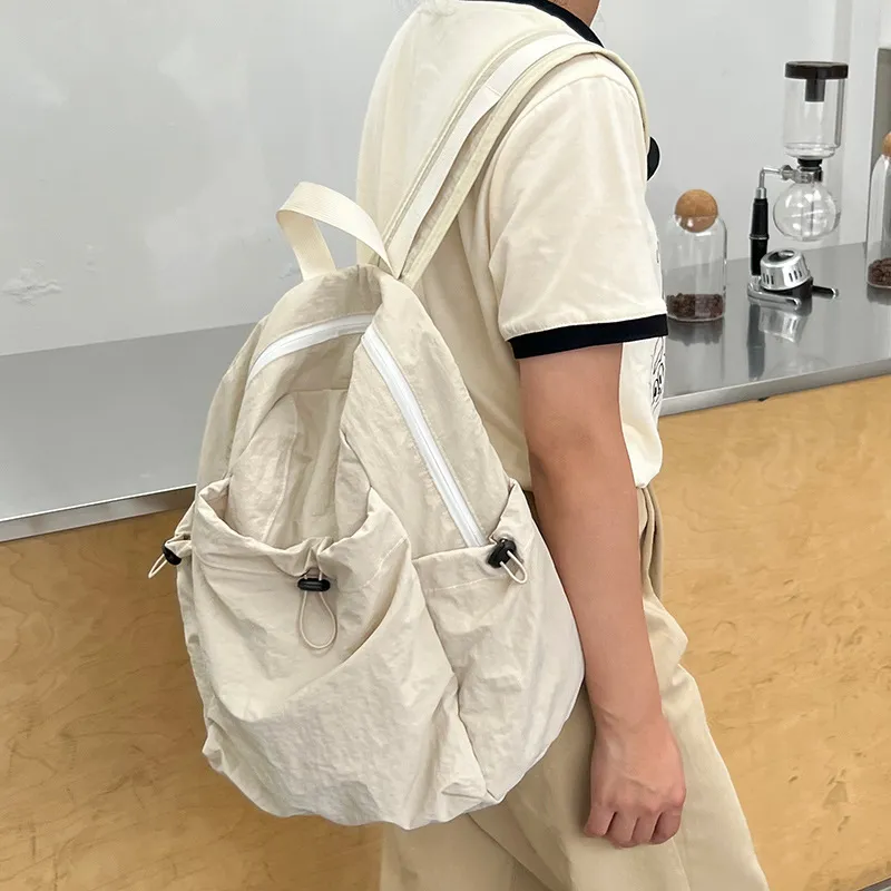 New High-Capacity Lightweight Casual Nylon Student Backpack