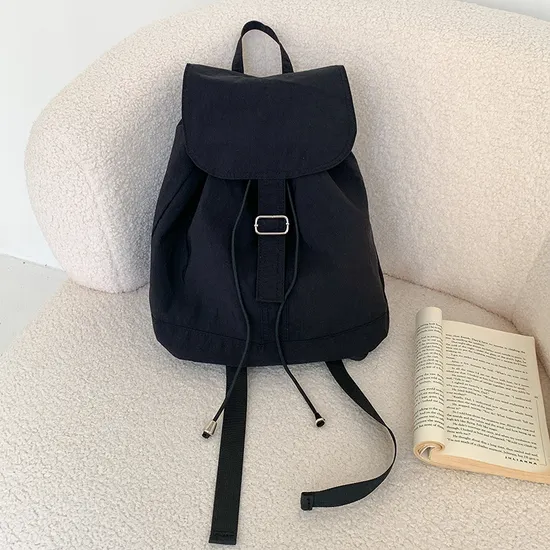 2024 New Nylon Backpack for Women with Large Capacity Fashion Simple Student Backpack