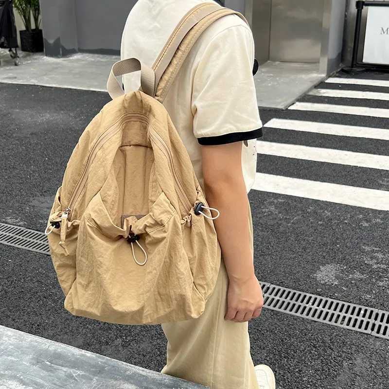 New High-Capacity Lightweight Casual Nylon Student Backpack