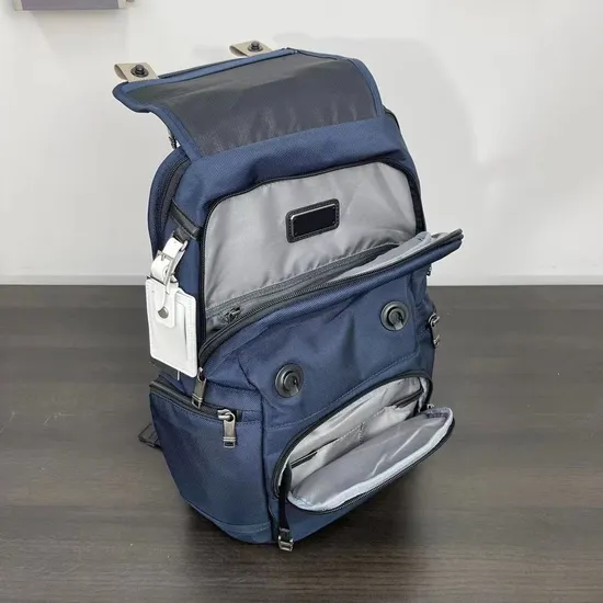 Nylon Men′s Backpack Business Computer Bag Casual and Fashionable Waterproof Backpack