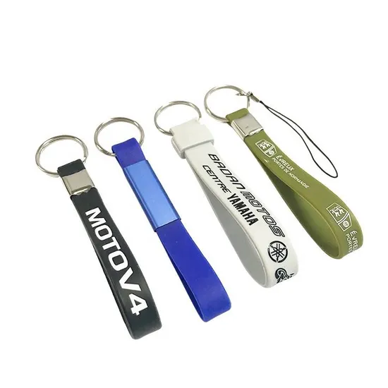 Factory Directly Silicone Wristband Keychain Fashionable Cheap Custom Silicone Rubber Keychain