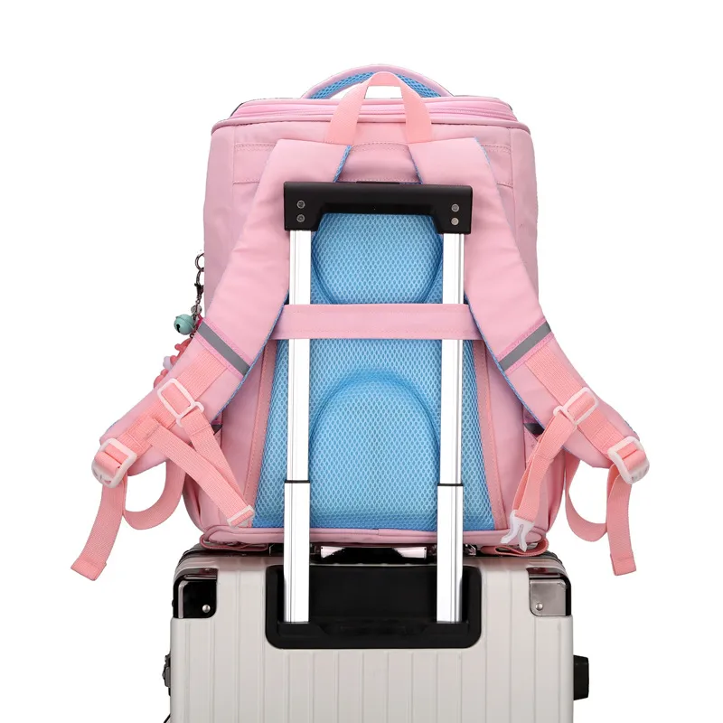 New Space Backpack for Elementary School Students From Grades 1 to 6 Lightweight Spine Protection for Boys and Girls