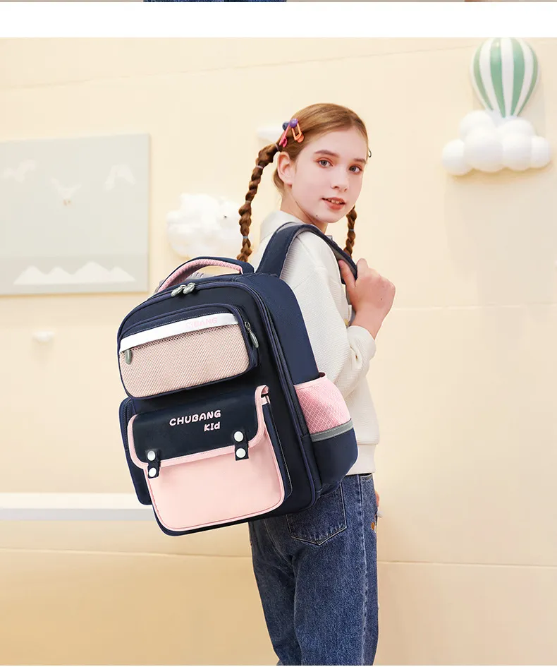 2024 New Lightweight Large Capacity Children&prime;s Backpack for Elementary School Students