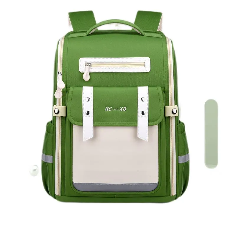 New Elementary School Backpack with Ultra Light Spine Protection and Weight Reduction Children&prime;s Backpack