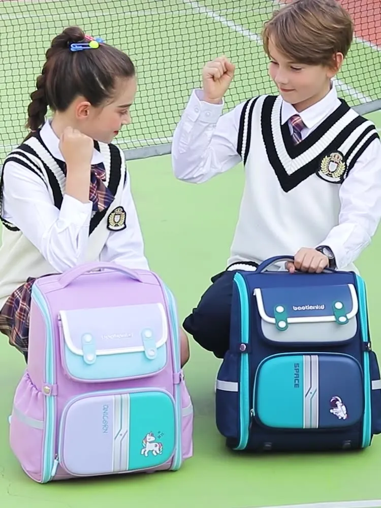 2024 New Primary School Backpack Light Fashion British Load Reducing Spinal Protection Backpack
