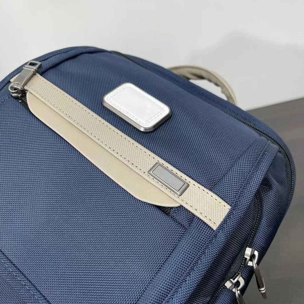 Nylon Men&prime;s Backpack Business Computer Bag Casual and Fashionable Waterproof Backpack