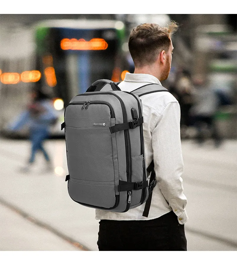 New Computer Backpack Business Waterproof Multi Functional Leisure Backpack