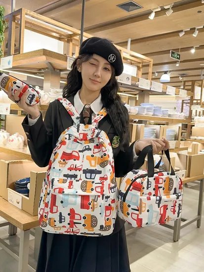 2024 New Printed Children′s Backpack with Large Capacity Three Piece Set for Primary and Secondary School Students