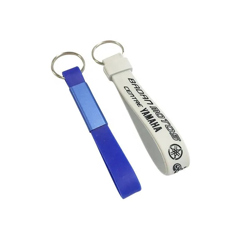 Factory Directly Silicone Wristband Keychain Fashionable Cheap Custom Silicone Rubber Keychain
