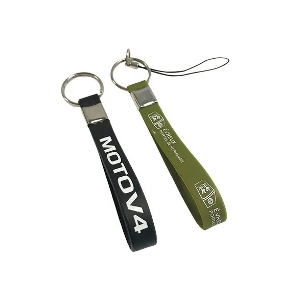 Factory Directly Silicone Wristband Keychain Fashionable Cheap Custom Silicone Rubber Keychain