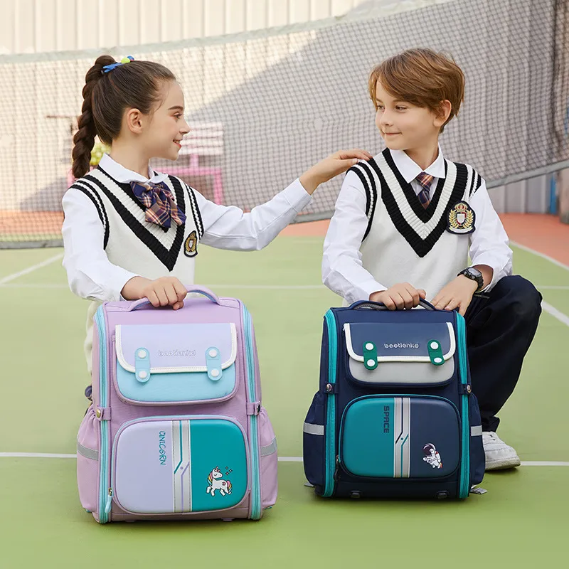 2024 New Primary School Backpack Light Fashion British Load Reducing Spinal Protection Backpack