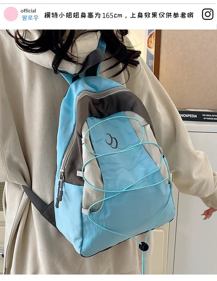 New Design with Contrasting Colors Versatile Outdoor Sports Backpack for College Students