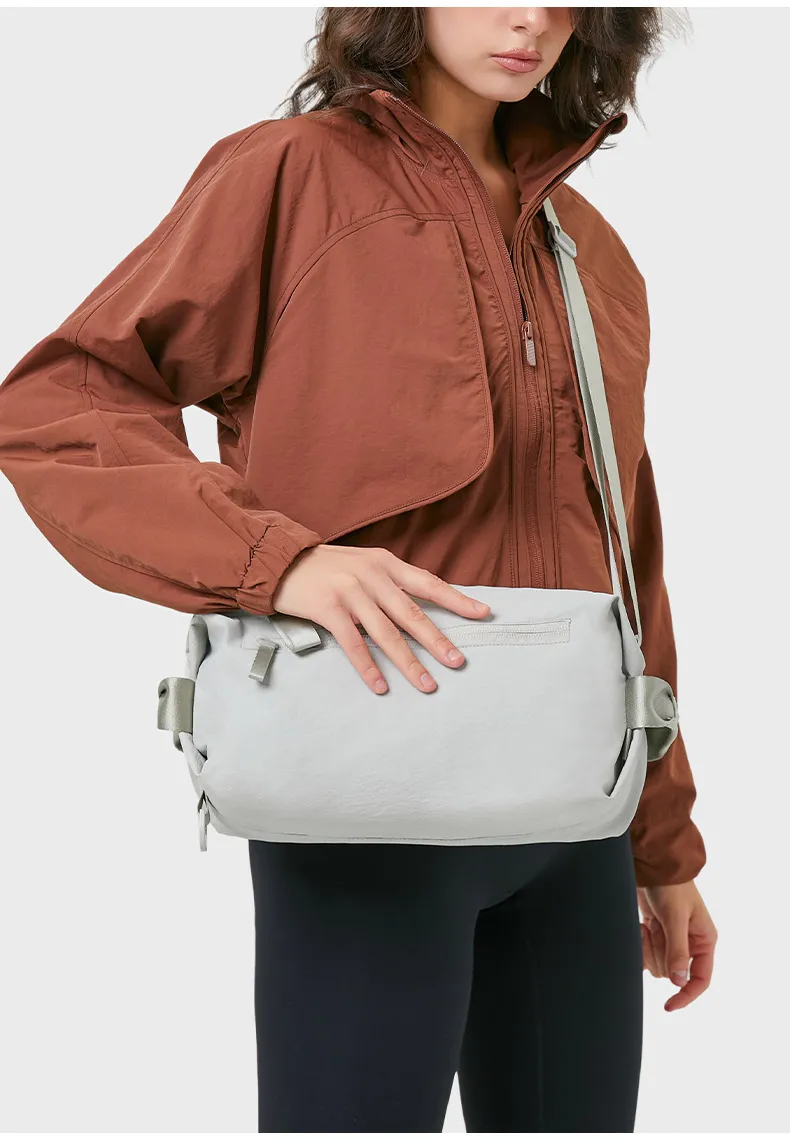 Outdoor Travel Backpack Waterproof Multi Functional Diagonal Straddle Handheld Women&prime;s Sports Bag