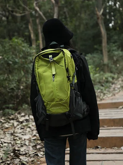 Outdoor Hiking Backpack Lightweight Large Capacity Travel Waterproof Nylon Backpack
