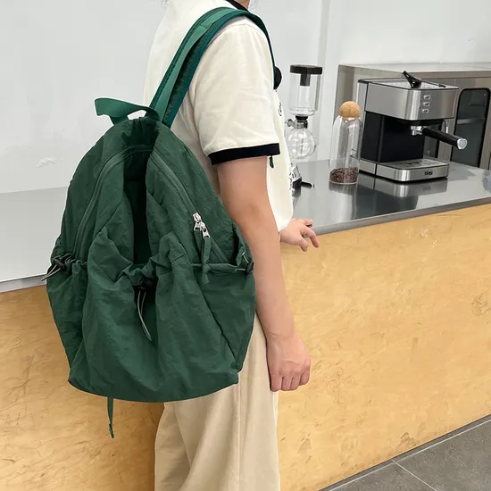 New High-Capacity Lightweight Casual Nylon Student Backpack