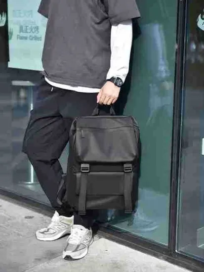 Men Lightweight Backpacks Business Large Capacity Computer Backpack
