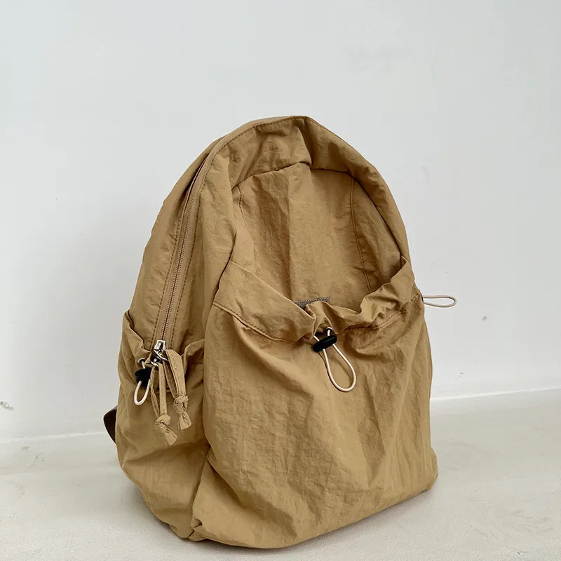 New High-Capacity Lightweight Casual Nylon Student Backpack