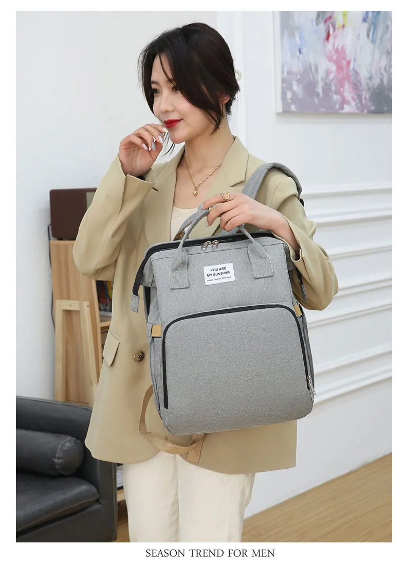 Minimalist Mommy Bag Portable Folding Shoulder Backpack Multi Functional Large Capacity Baby Bed Mommy Backpack
