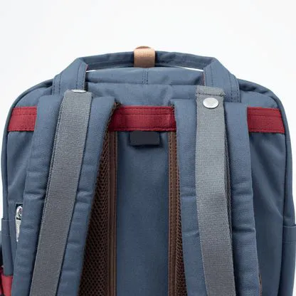 Customized Logo Large Capacity Laptop Backpack Fashionable Design Waterproof Backpack